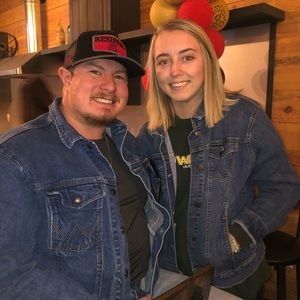 Meet your Posher, Sam